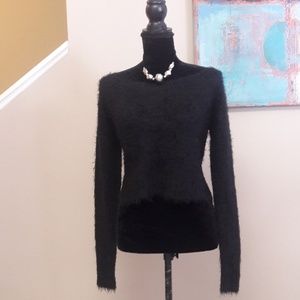 Decree/ Long Sleeve / Crop Sweater